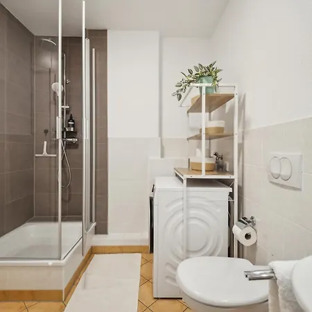 Grosszuegige Fuer Gruppen & Familien I Balkon