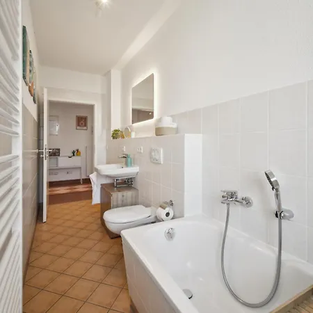 Apartament Grosszuegige Fuer Gruppen & Familien I Balkon Pirna