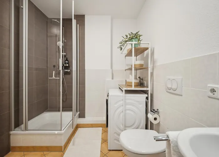 Grosszuegige Fuer Gruppen & Familien I Balkon