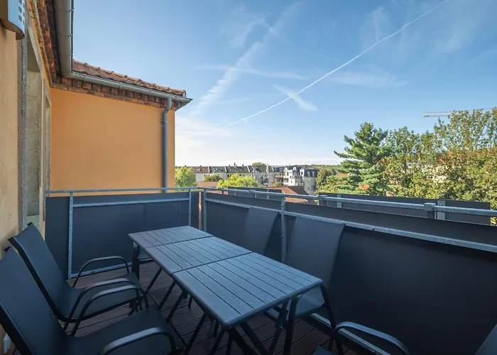 Grosszuegige Fuer Gruppen & Familien I Balkon